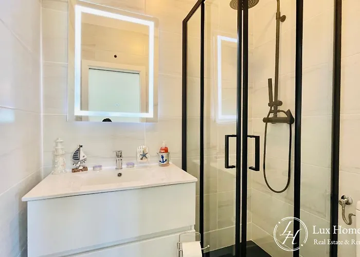 Luzdomar - Seaview Terrace - 600m * 拉哥斯